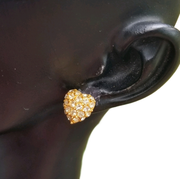 MONET VINTAGE 80s GOLDTONE & PAVE CRYSTAL HEART EARRINGS - Picture 1 of 6
